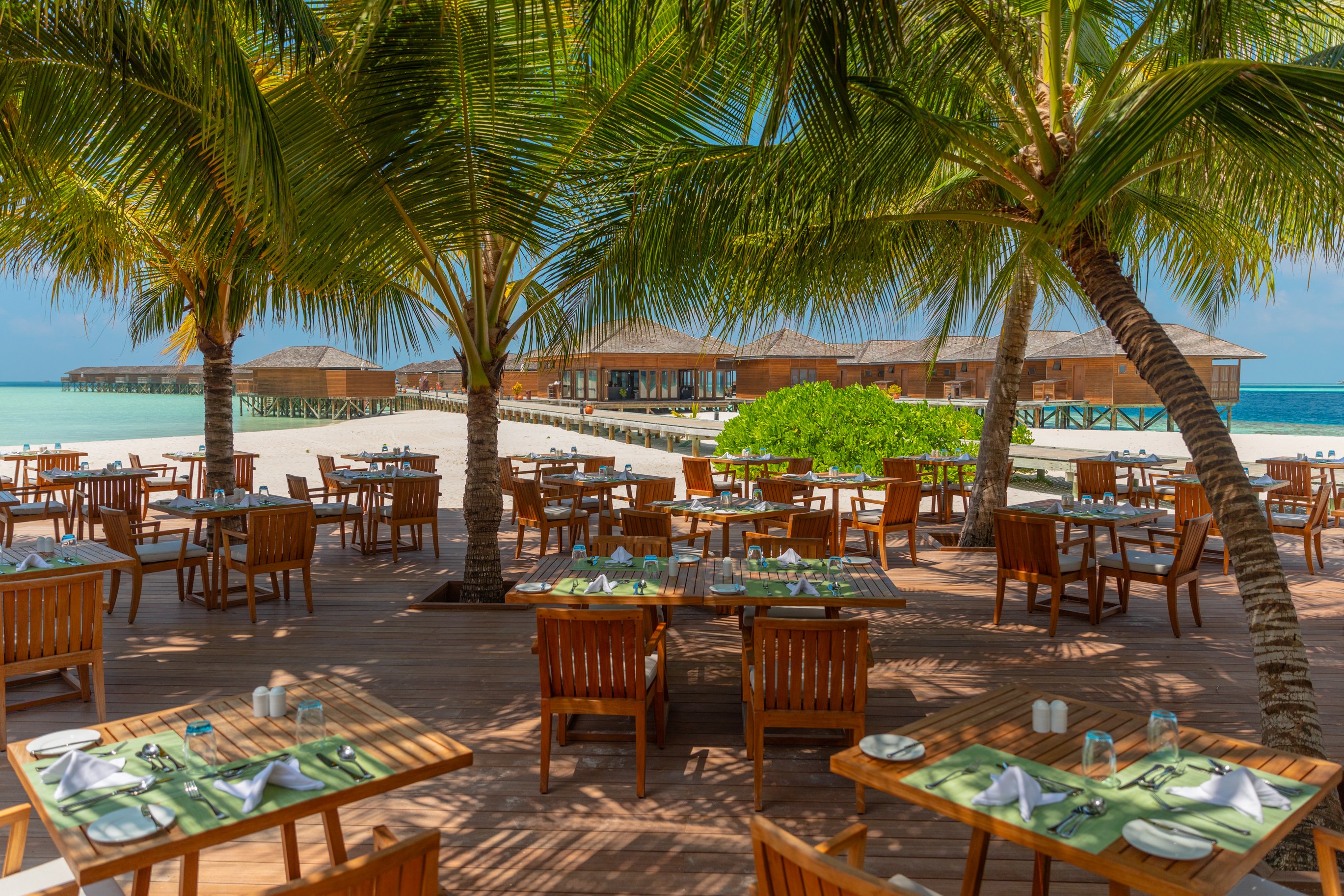 Vilamendhoo Island Resort & Spa 243/272