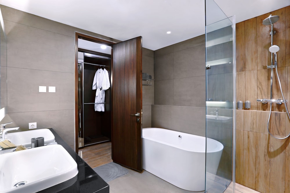 S7 Suites Gandaria 51/52