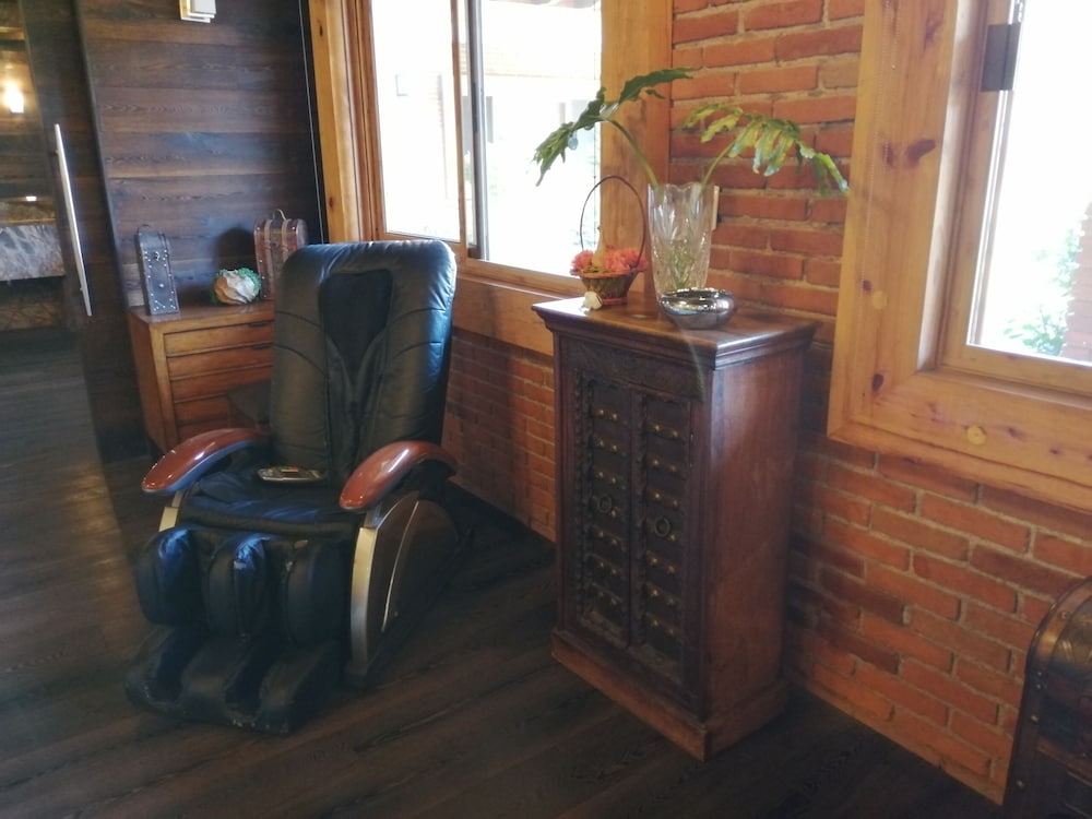 Hotel Matea Inn 5/39