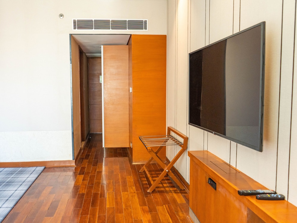 Hyatt Centric Janakpuri New Delhi (ex. Piccadily Janakpuri) 11/64
