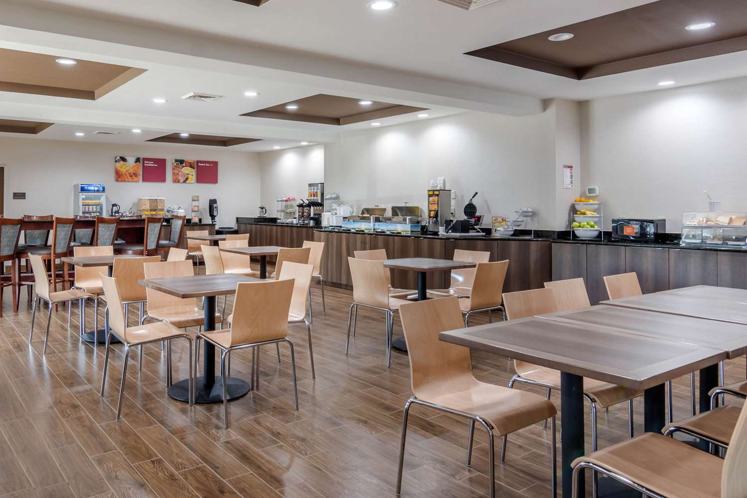 restaurant cafeteria