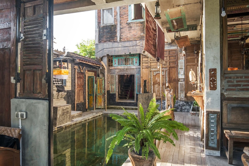 Twospaces Living At Bunga Desa 6/50