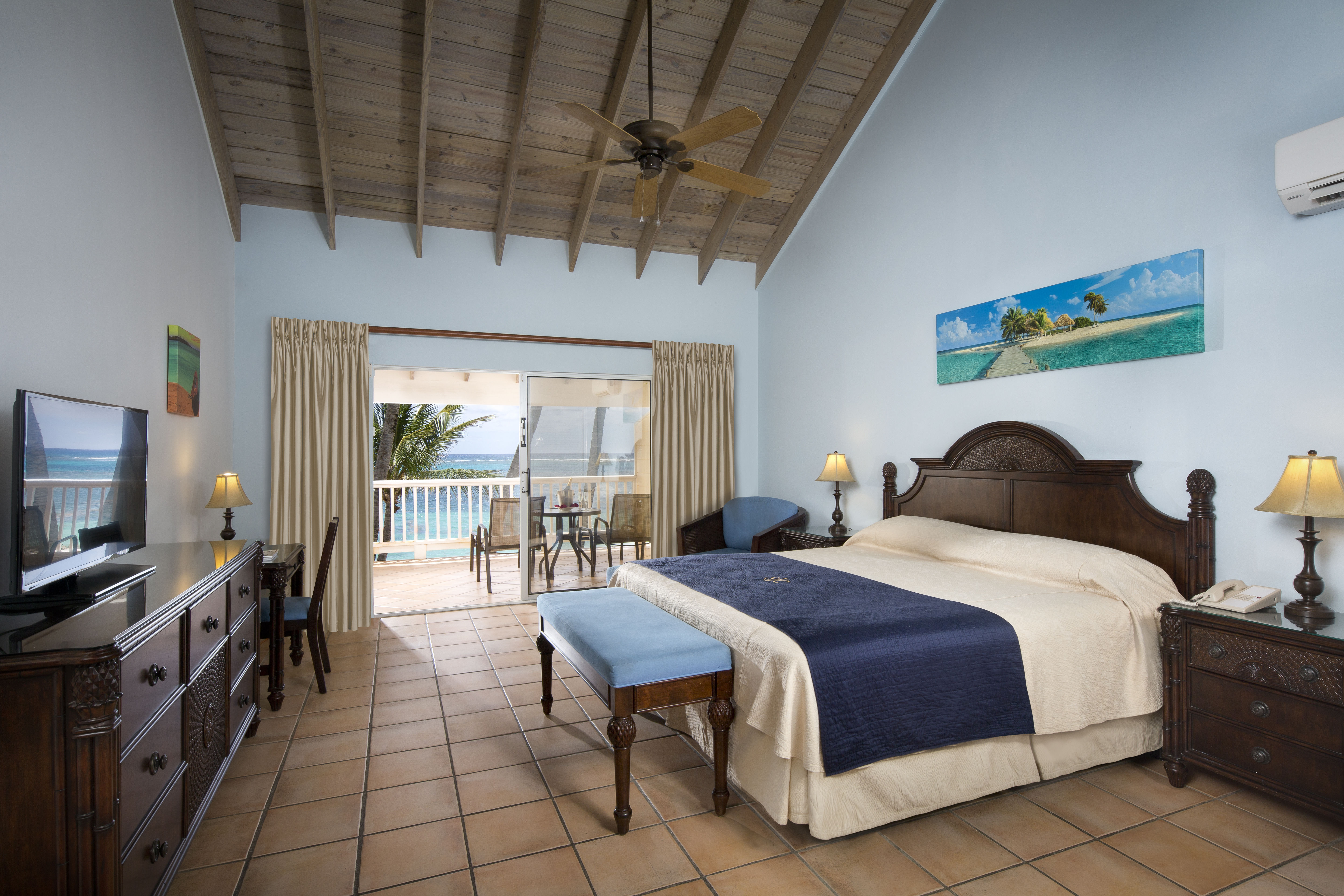 Room at St. James’s Club Resort & Villas, Mamora Bay