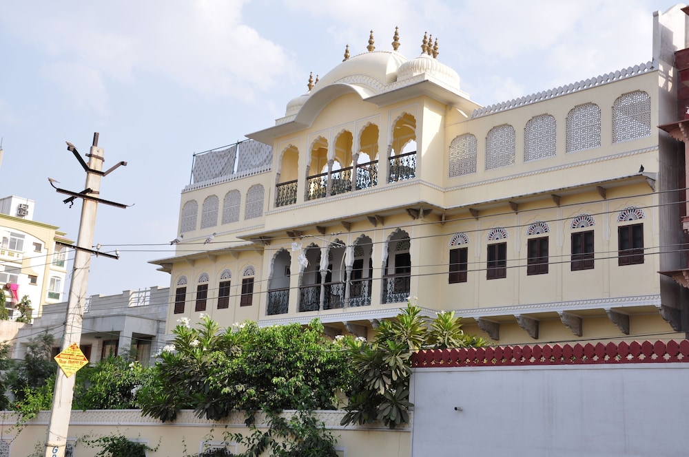 Khandela Haveli A Heritage Boutique Hotel 8/47