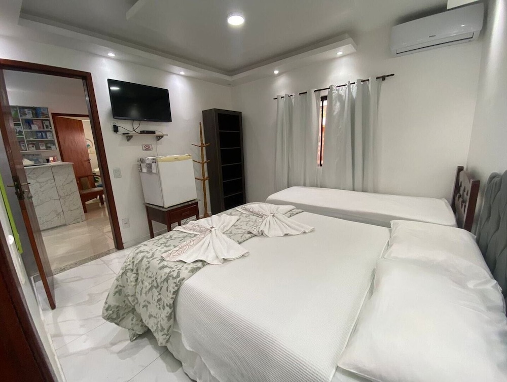2 BEDROOMS, BASIC, TRIPLE