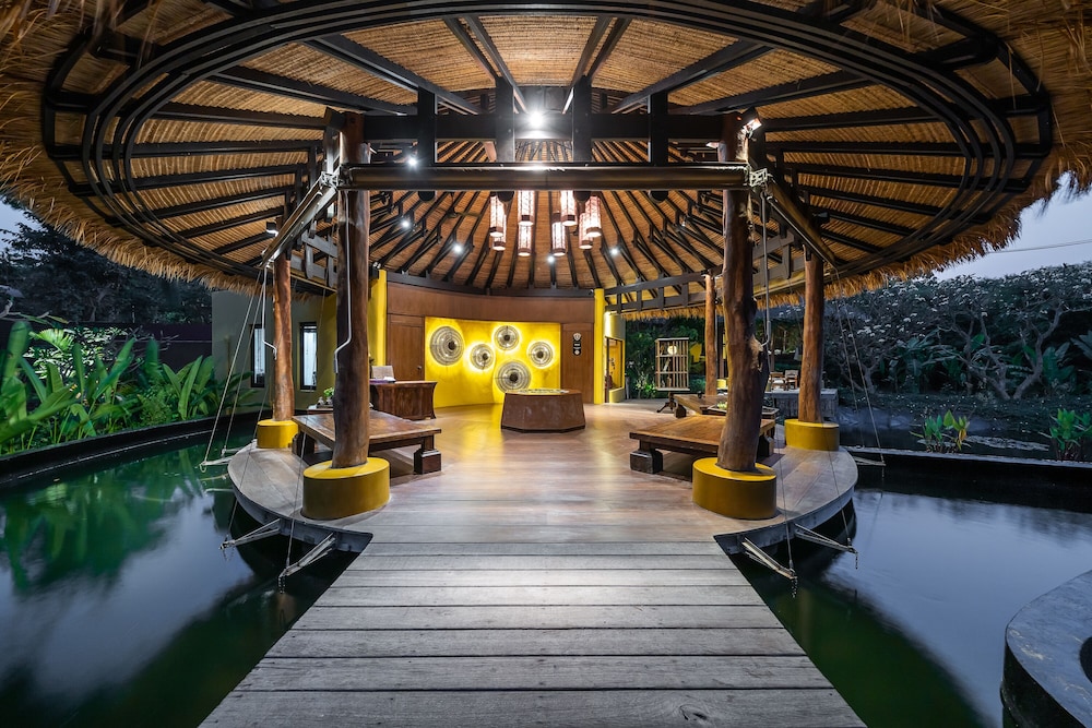 Lobby at Paradee Resort, RAYONG