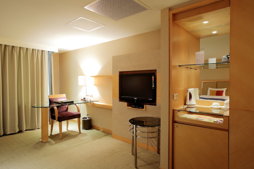Jin Hua Hotel 35/50