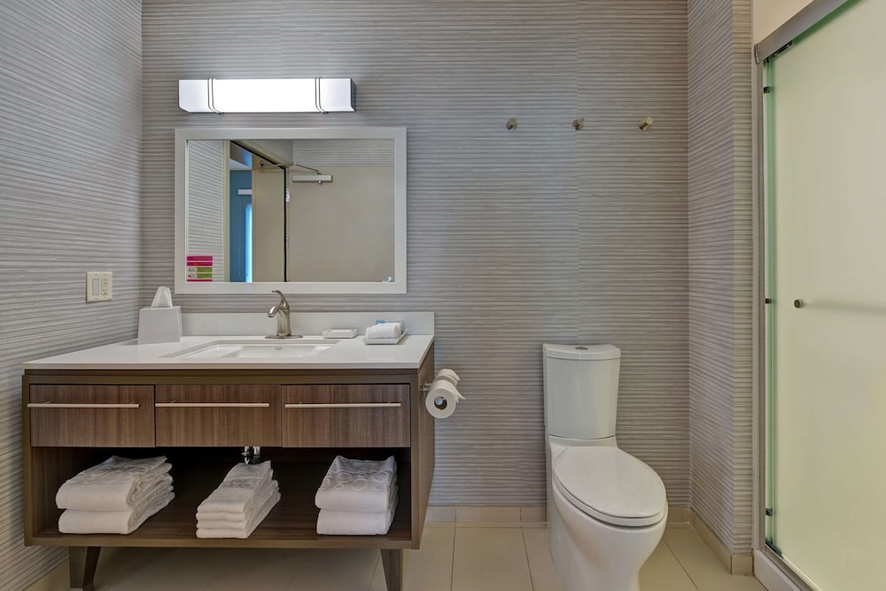 Home2 Suites by Hilton West Palm Beach Airport 27/62