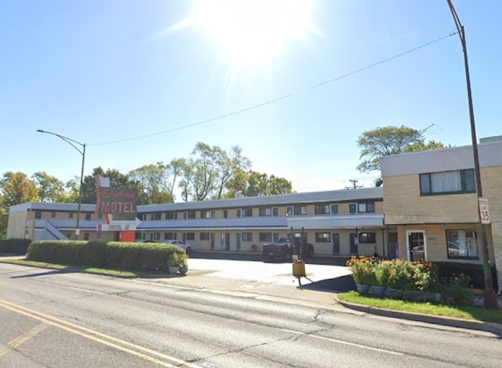 Motel Edgebrook Chicago North Shore by Oyo in CHICAGO - IL