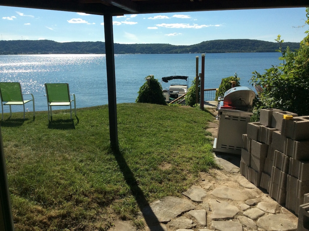 Pictured Rocks Bed and Breakfast 52/61
