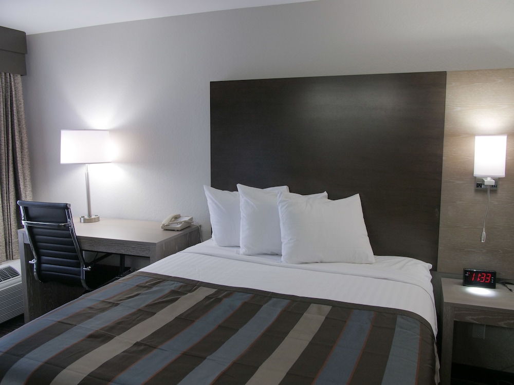 Wingate by Wyndham Louisville Fair and Expo 23/60