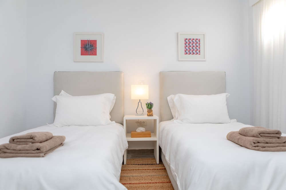 Naxian Resort 8/50