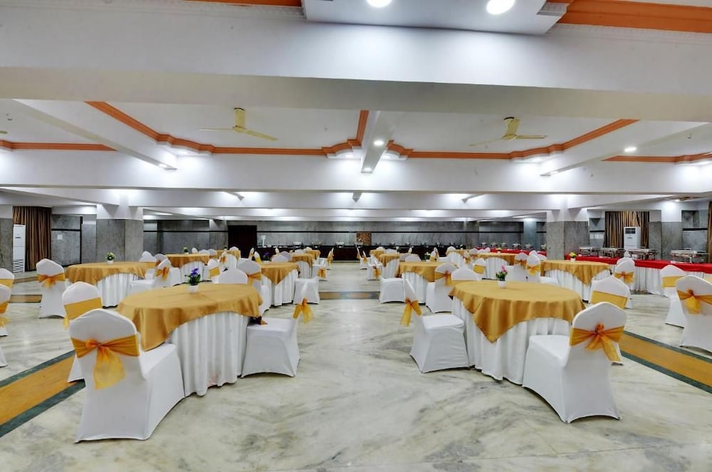 Manpho Bell Hotel & Convention Center 32/50
