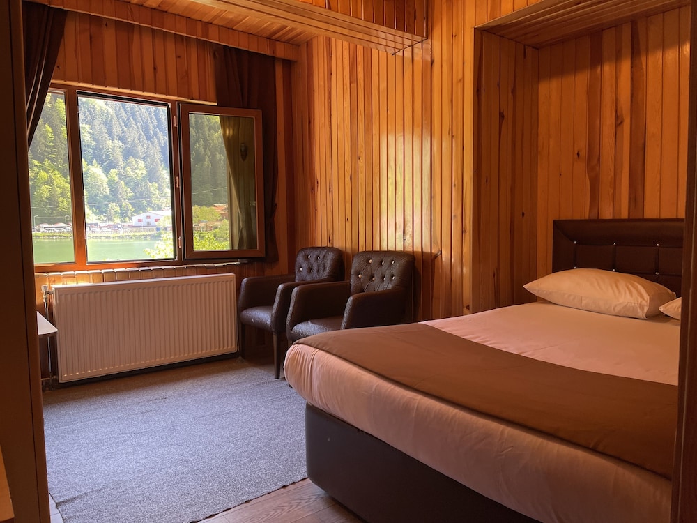 Ozkan Hotel 9/50