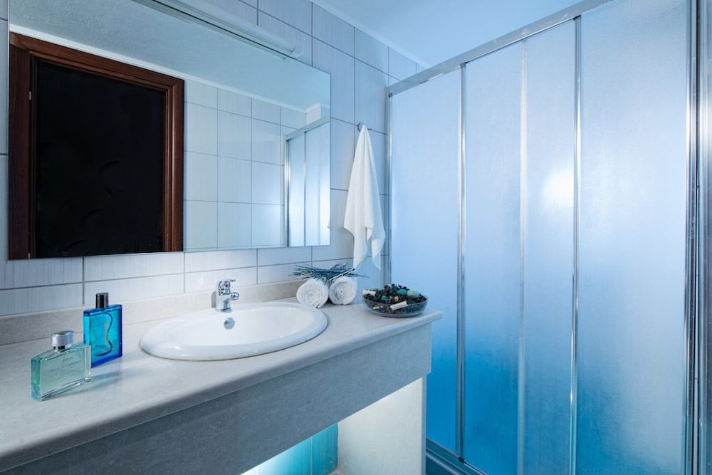 Aegean Sky Hotel and Suites 52/55