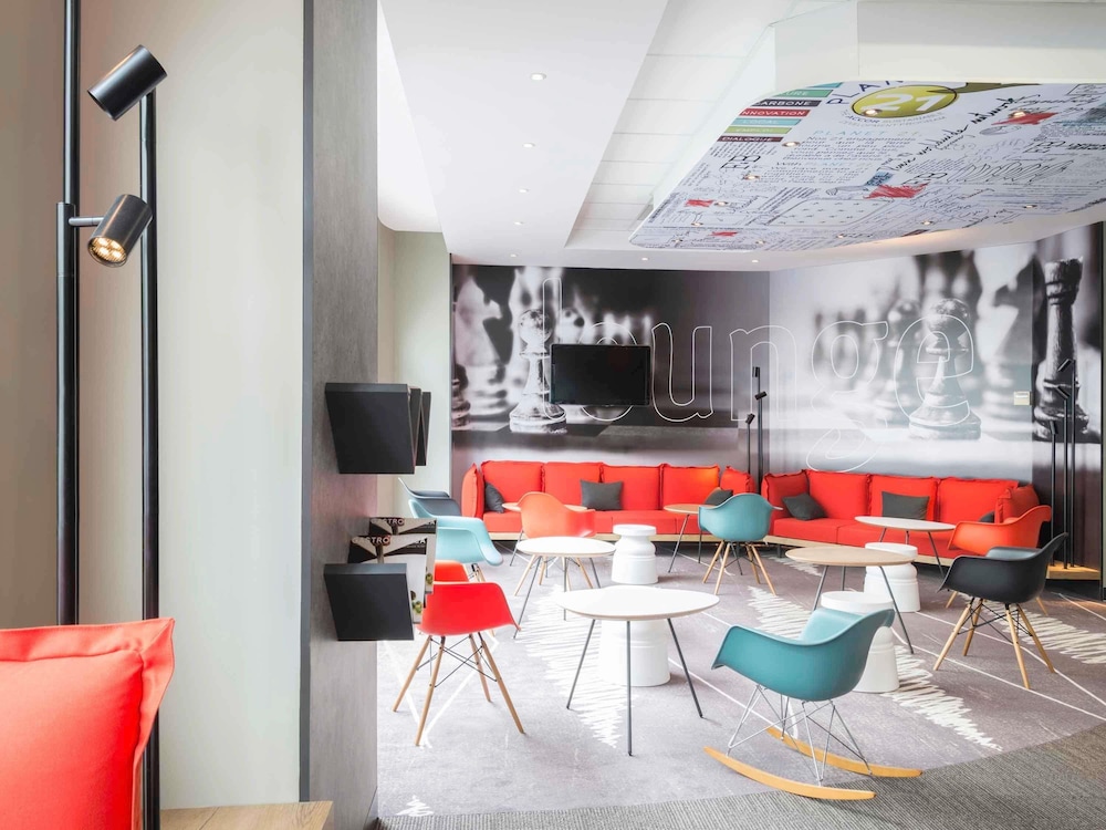 ibis Nantes Centre Tour Bretagne 70/71