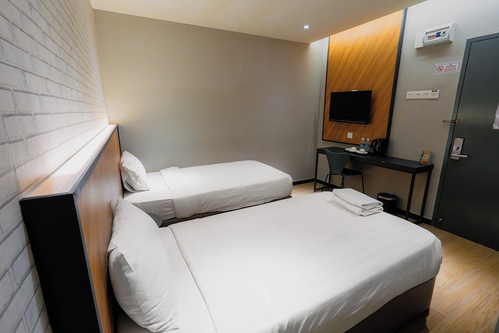 Hotel 99 Seri Kembangan Serdang 18/41