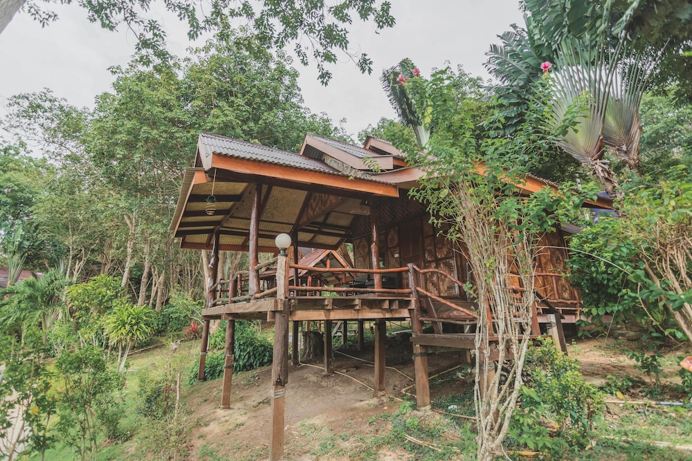 Banyan Bay Villas 3/50
