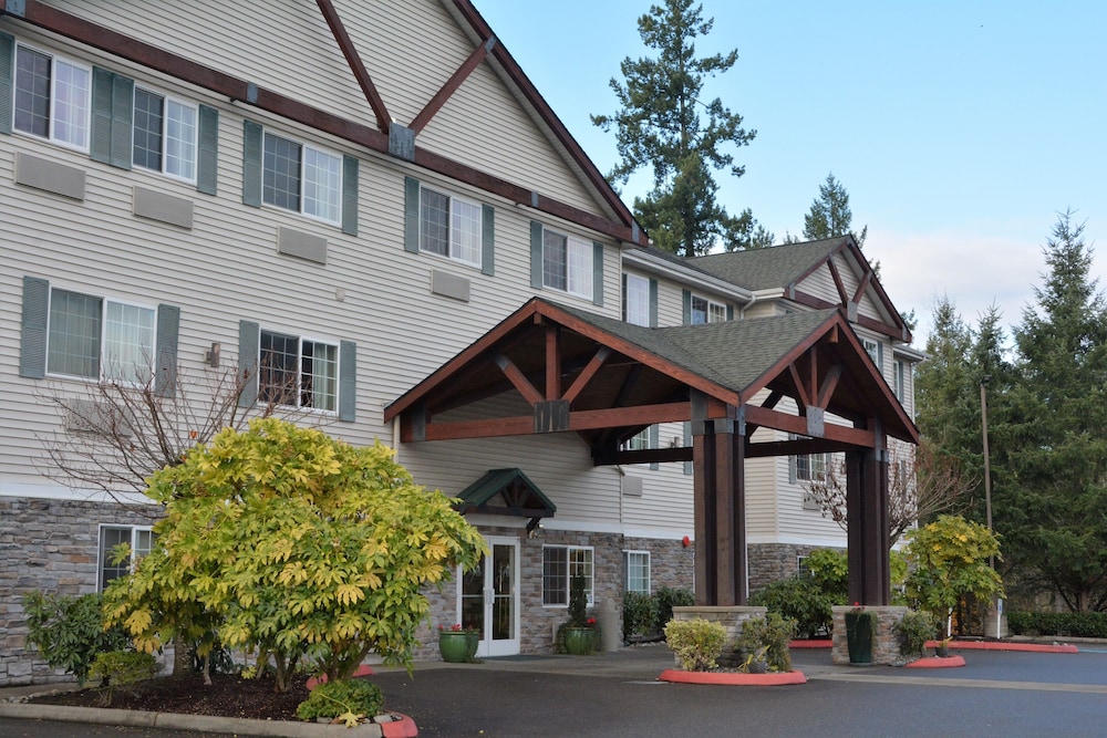 Fairbridge Inn And Suites Dupont 5/54