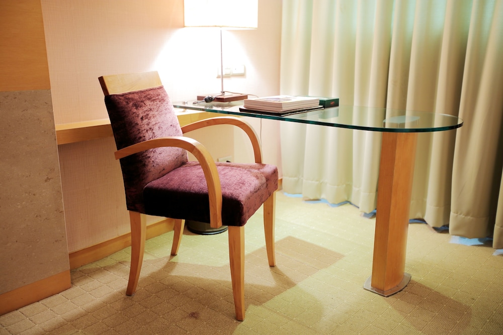 Jin Hua Hotel 25/50