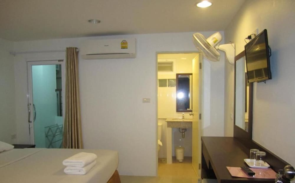 Sunshine Hostel Hua Hin 10/54