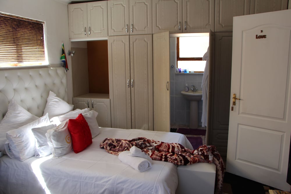 Turningpoint Bed & Breakfast 9/38