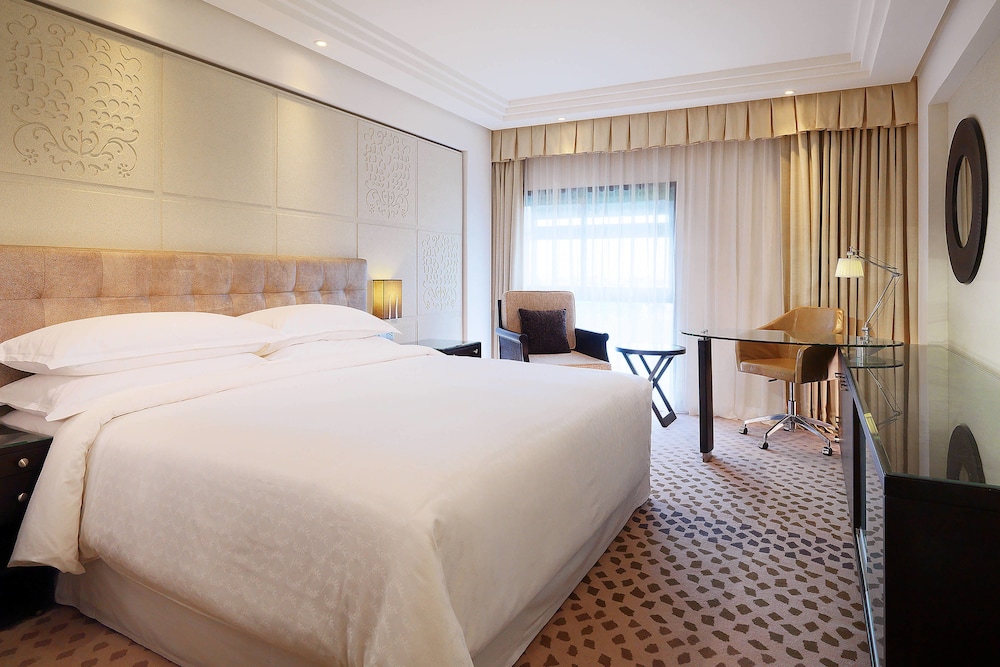Sheraton Lagos Hotel 14/63
