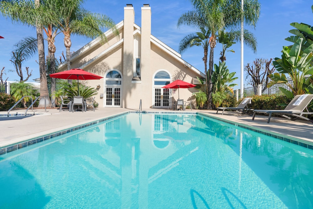 Chase Suite Hotel Brea 4/55