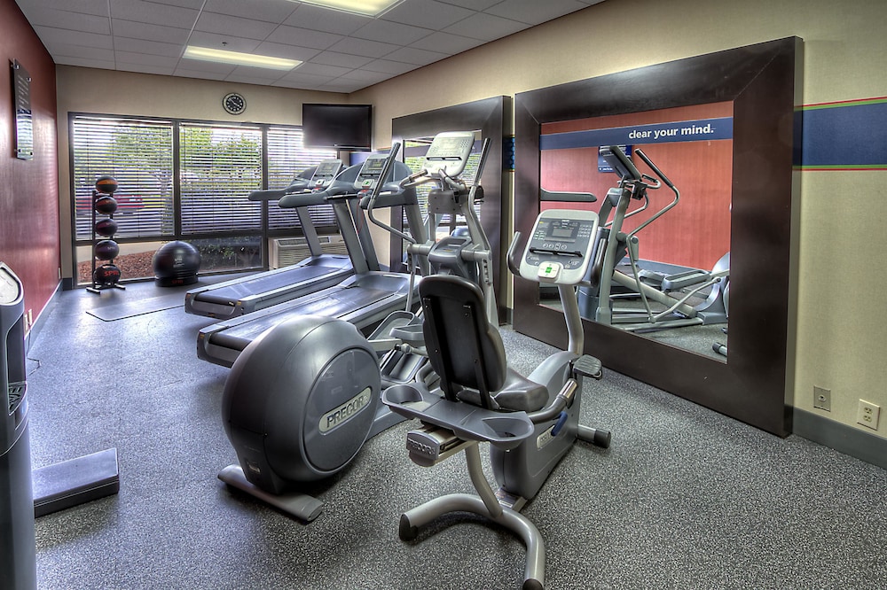 Hampton Inn Rocky Mount 32/53