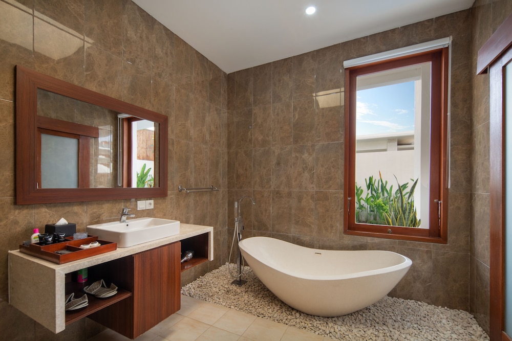 Monaco Blu Luxury Villas and Spa 32/33