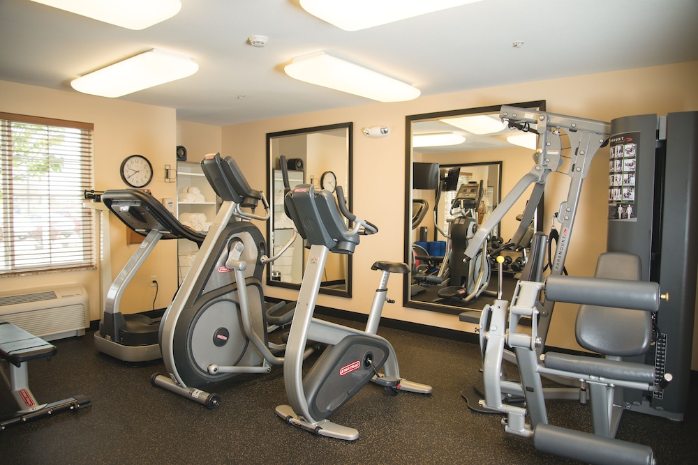 Candlewood Suites Loveland 32/62