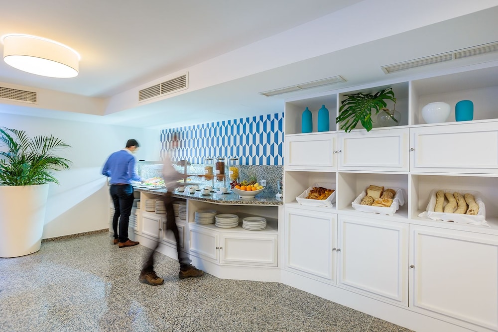 Terrace Mar Suite Hotel 50/60