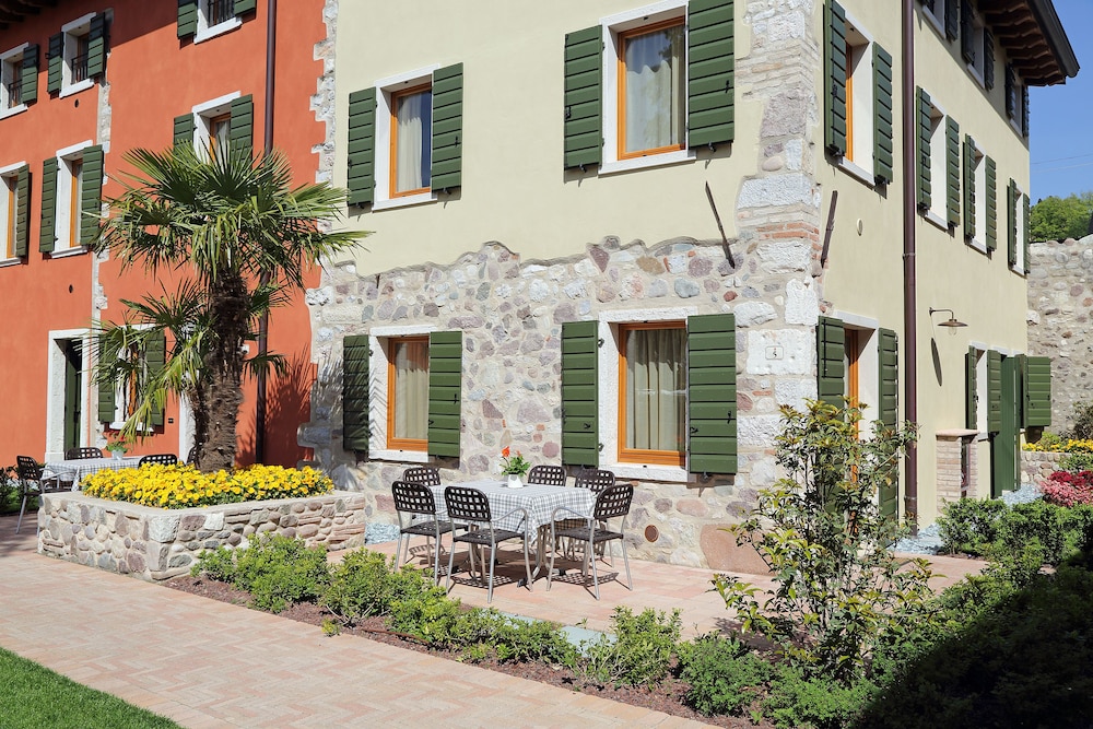 Residence Borgo Mondragon 41/44
