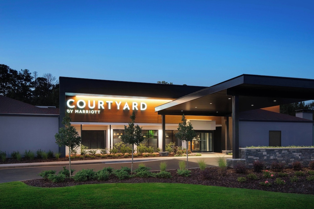 Courtyard By Marriott Birmingham Homewood in BIRMINGHAM - AL