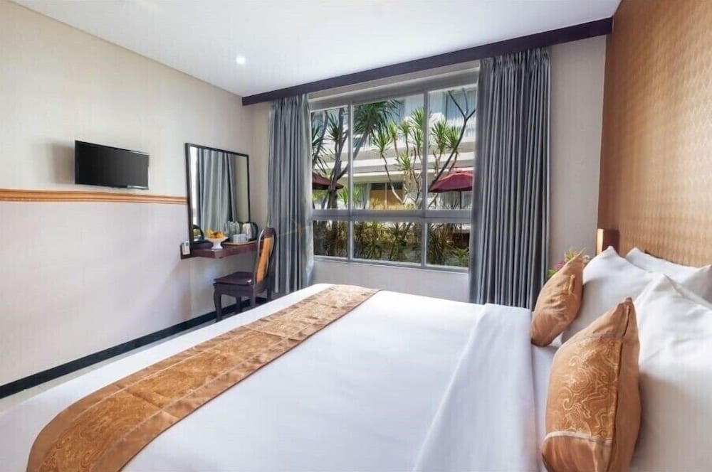 The Kanjeng Suites Kuta Galeria - Bali 15/56