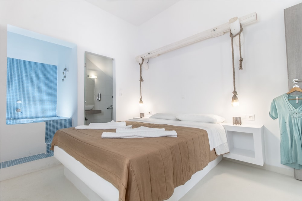 Colosseo Studios & Apartments 39/41