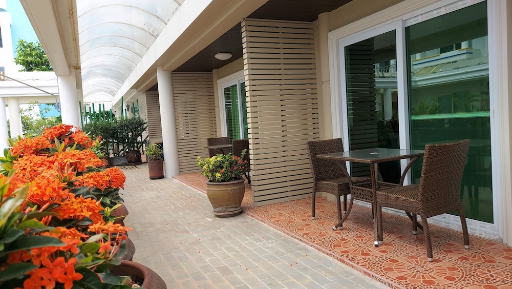 Sawasdee Apartment Patong 24/44