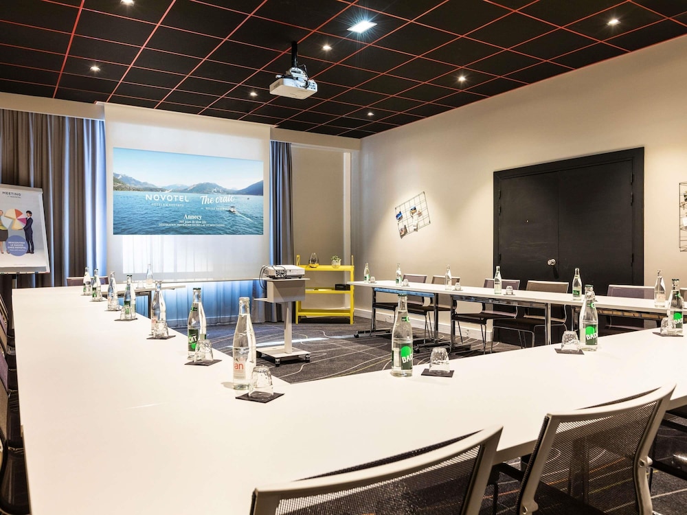 Novotel Annecy Centre 63/74