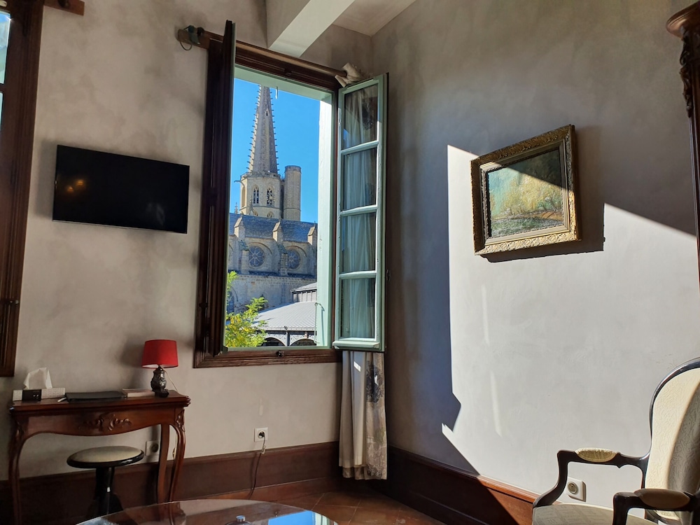 La Maison Des Consuls 29/50