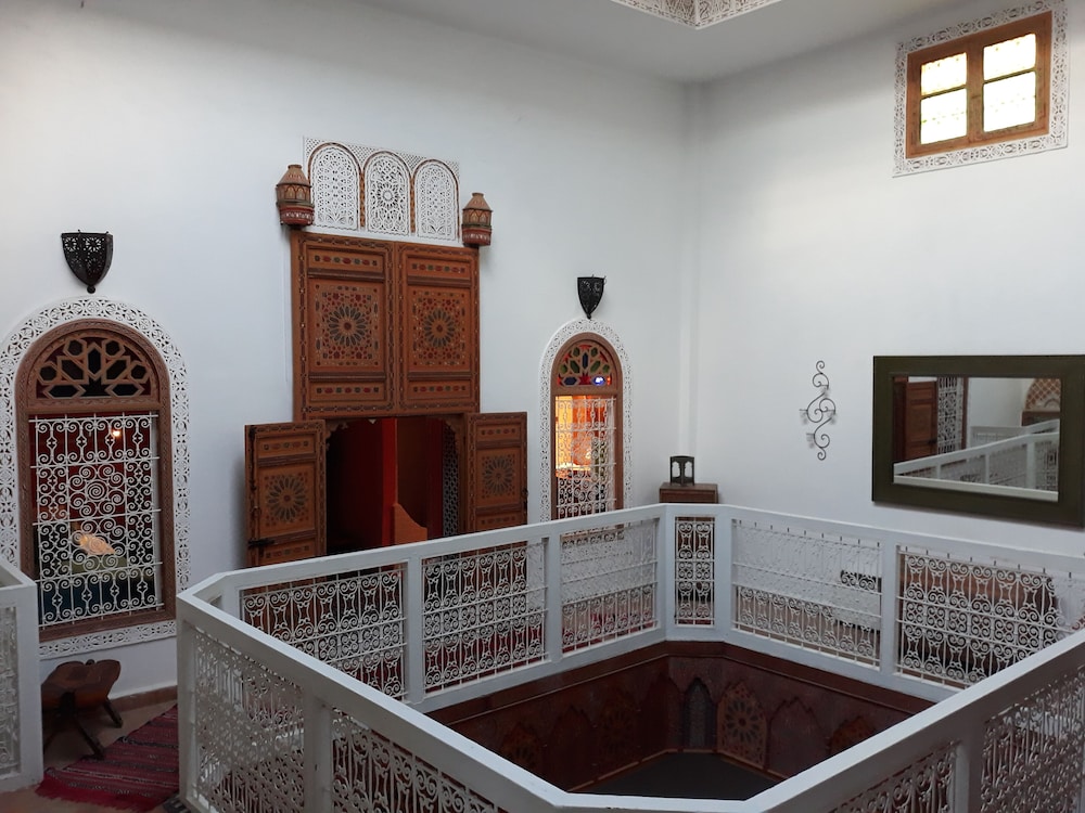 Riad Safir 36/49