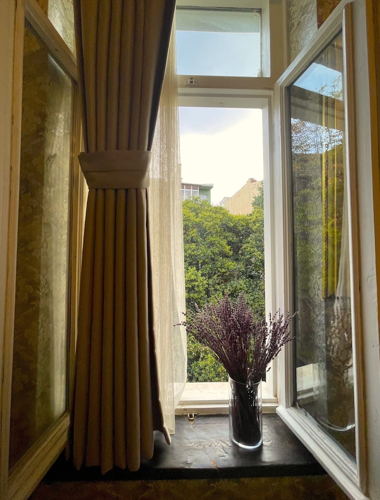 Moda Suites 17/50