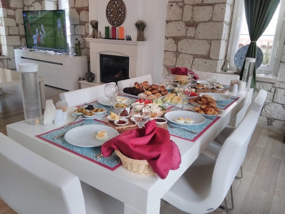 Kerme Ottoman Alacati 28/50