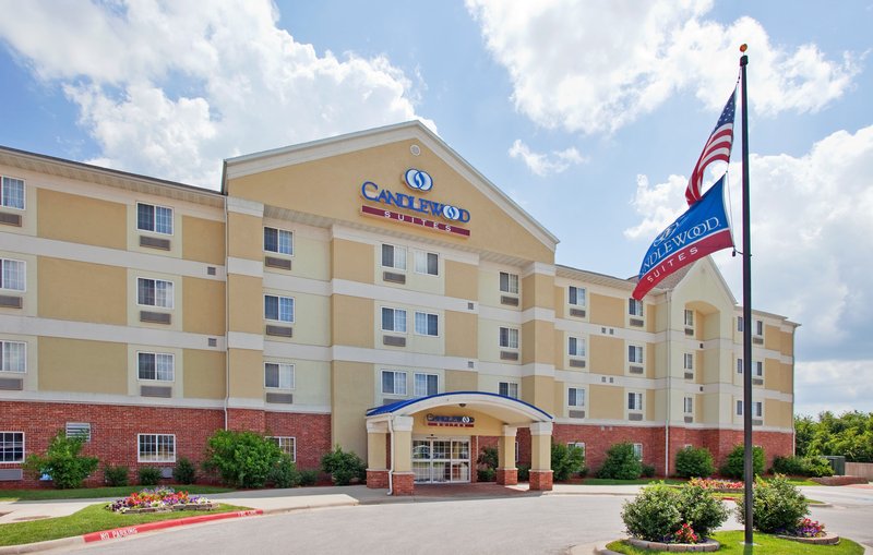 Candlewood Suites Joplin 4/35
