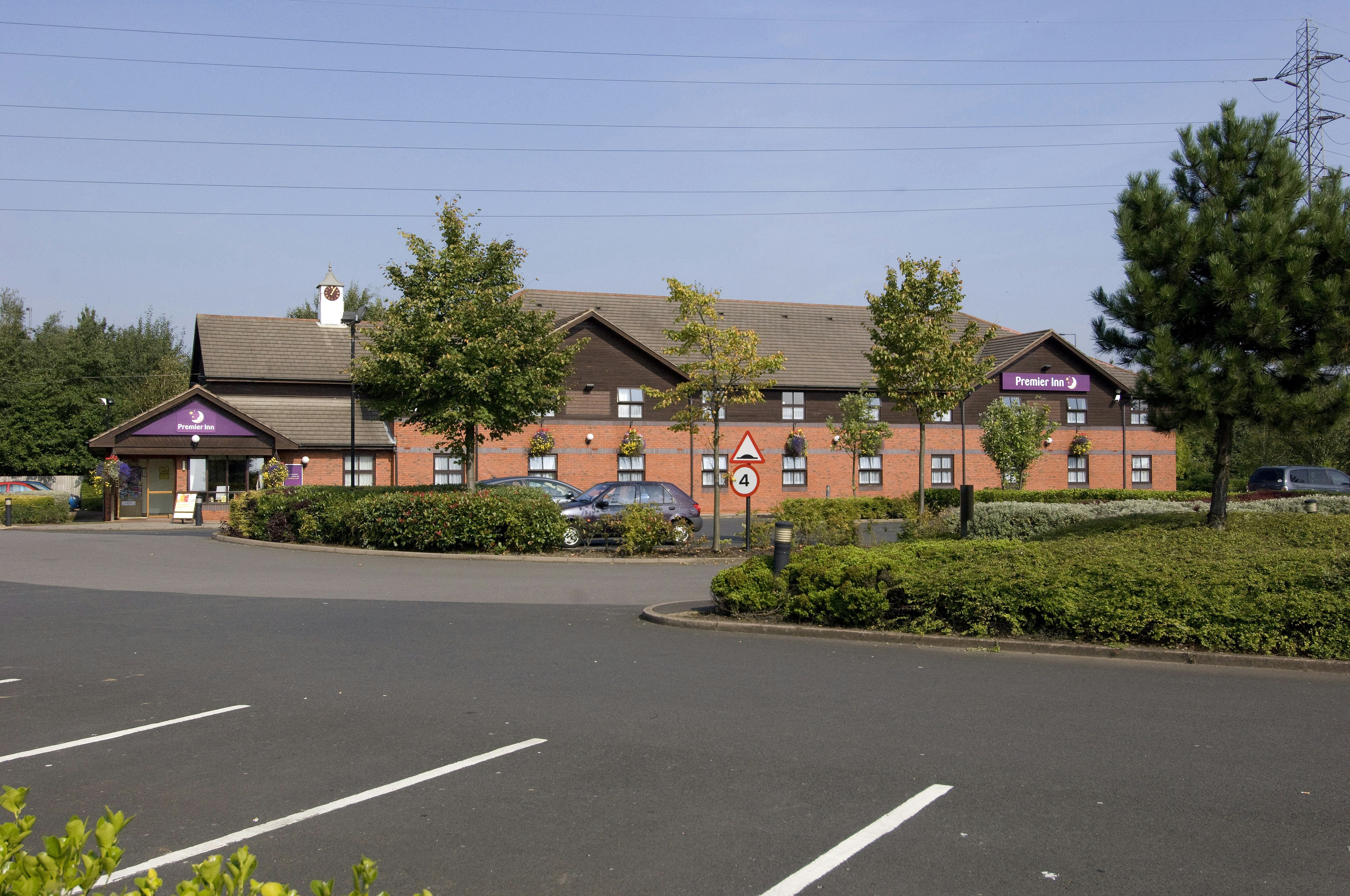 Premier Inn Walsall (M6 J10) 45/48
