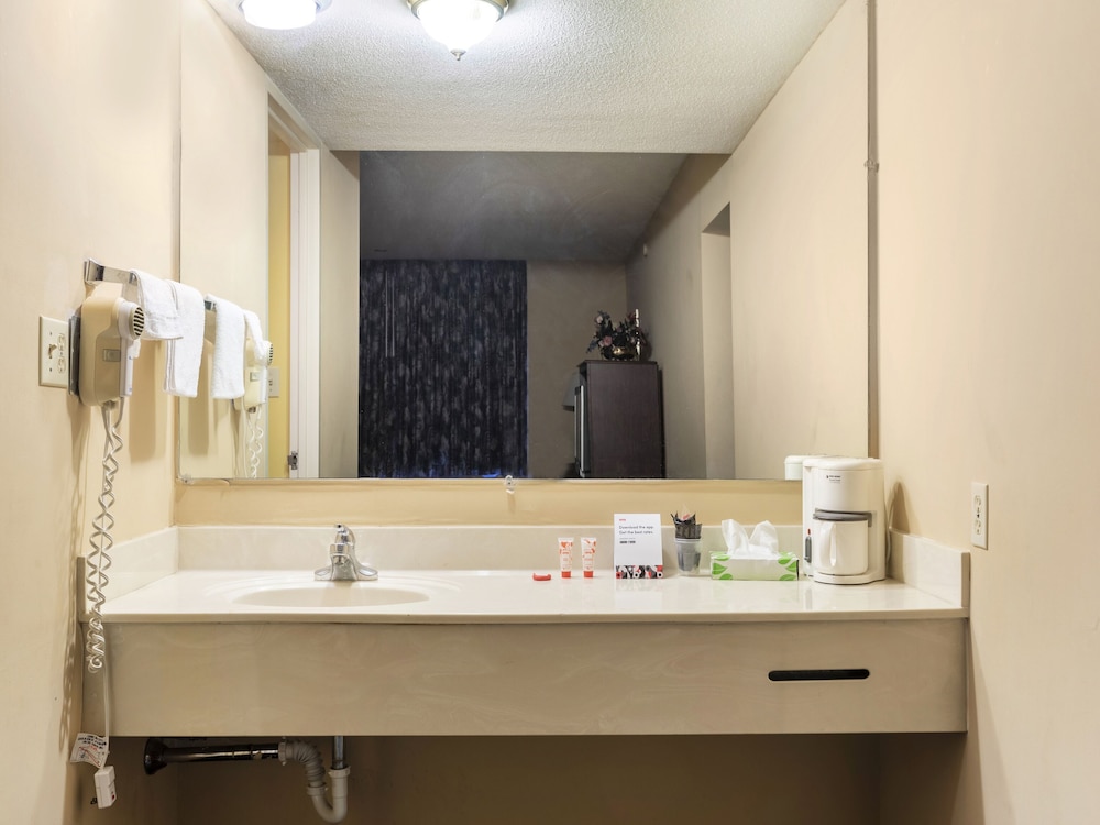 Americas Best Value Inn Springfield - Mansion View 7/47