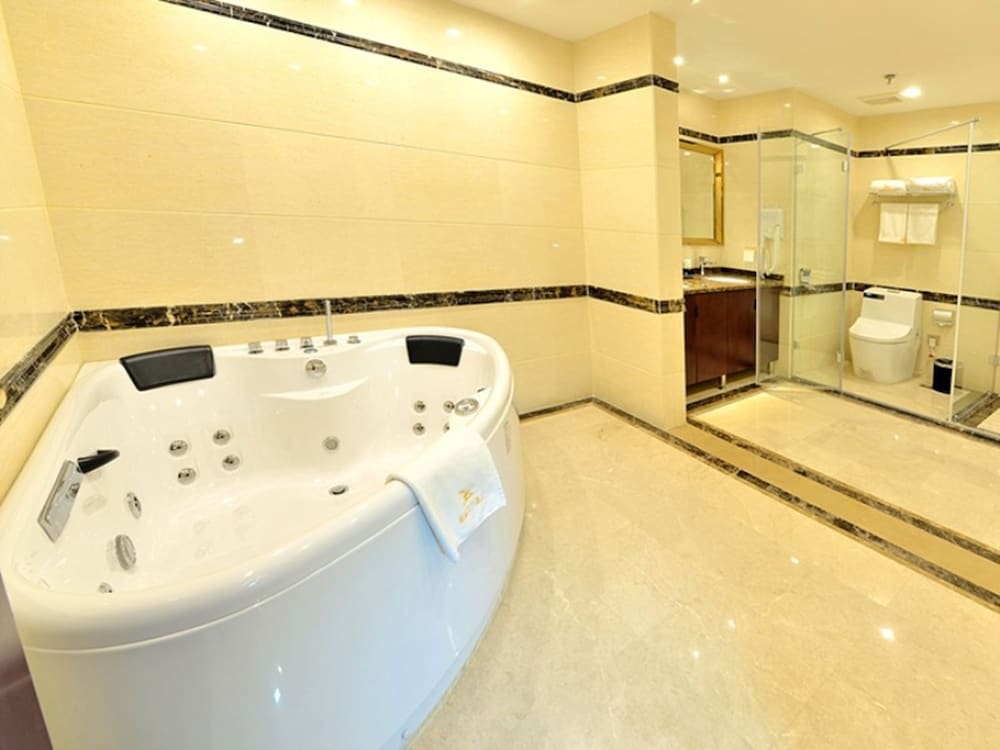 Greentree Eastern Zigong Huashang International City Huichuan Road Hotel 10/46