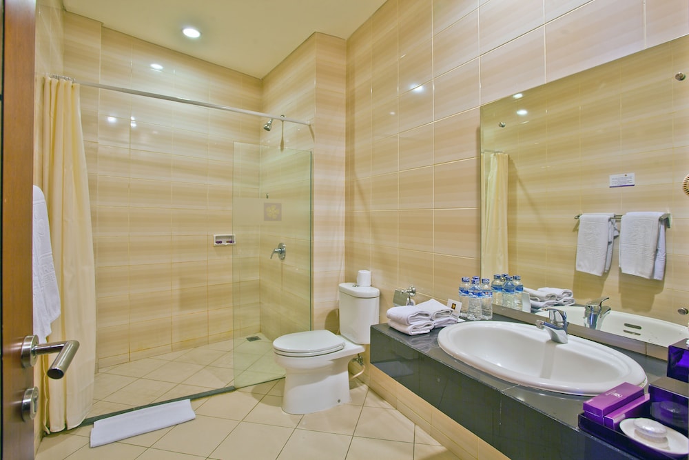 Kuta Central Park Hotel 50/50