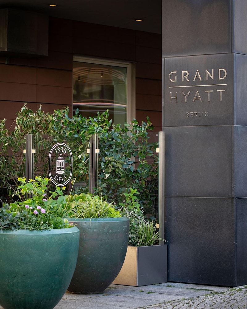 GRAND HYATT BERLIN in BERLIN
