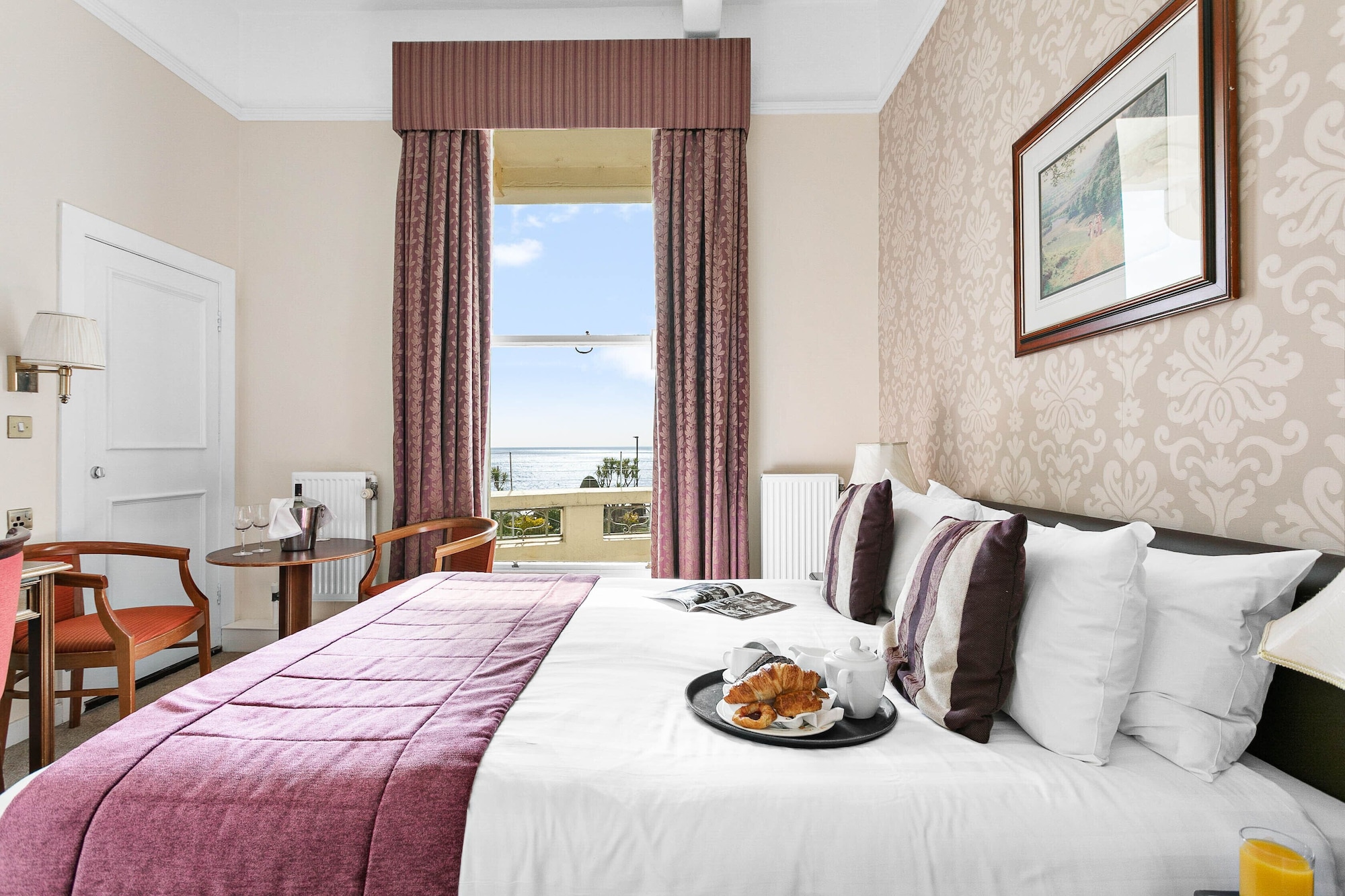 STANDARD, DOUBLE BED, SEA VIEW