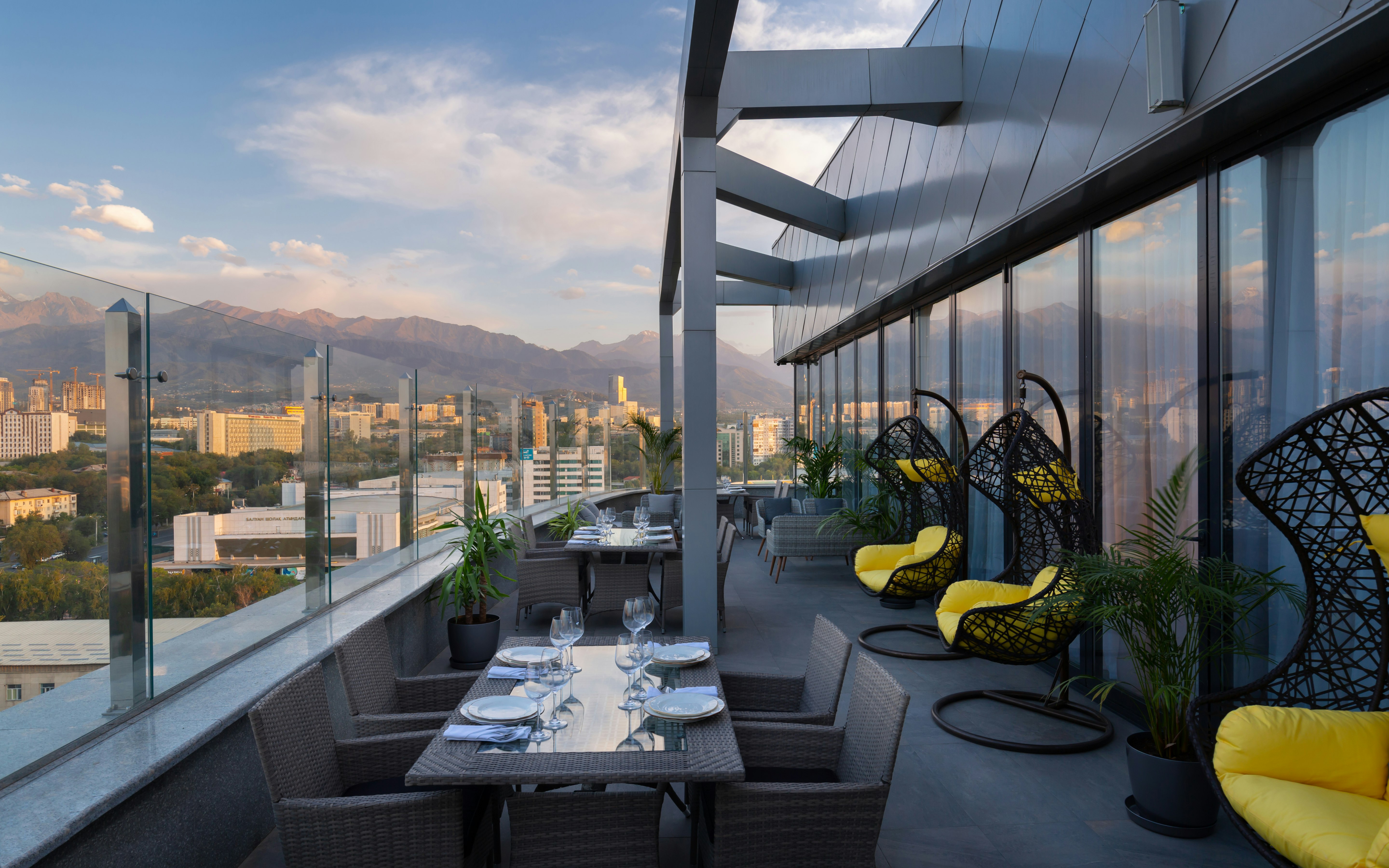 DoubleTree by Hilton Almaty 25/38